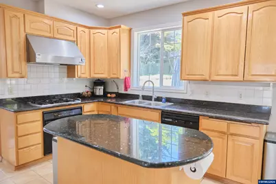 1387 Cathlamet Ct NW, Salem, OR 97304 - Photo 12