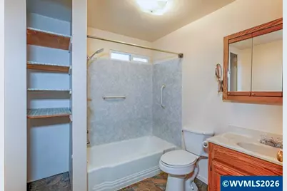 1120 8th St NW, Salem, OR 97304 - Photo 10