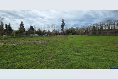 21757 99E Hwy NE, Aurora, OR 97002 - Photo 8