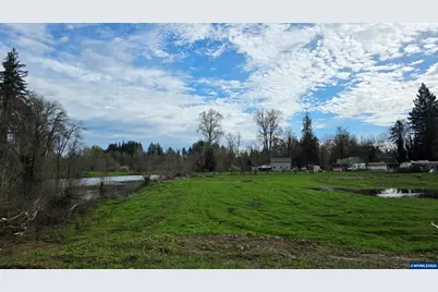 21757 99E Hwy NE, Aurora, OR 97002 - Photo 4