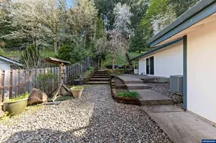 3418 Hidden Valley Dr NW, Salem, OR 97304 - Photo 28