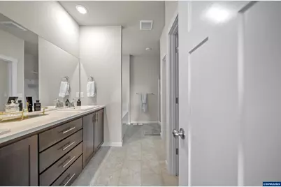 900 Marie St, Mount Angel, OR 97362 - Photo 24