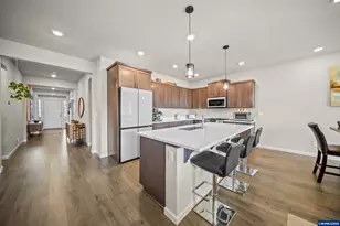 900 Marie St, Mount Angel, OR 97362 - Photo 34