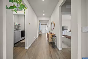 900 Marie St, Mount Angel, OR 97362 - Photo 18