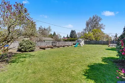 131 Cherry Ln NE, Albany, OR 97321 - Photo 44