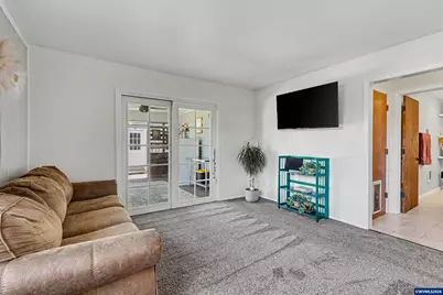 131 Cherry Ln NE, Albany, OR 97321 - Photo 14