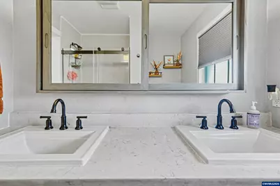 131 Cherry Ln NE, Albany, OR 97321 - Photo 32