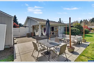 131 Cherry Ln NE, Albany, OR 97321 - Photo 36