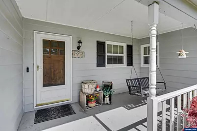 131 Cherry Ln NE, Albany, OR 97321 - Photo 6