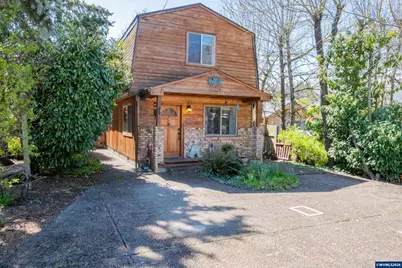 612 Kay Av, Brownsville, OR 97327 - Photo 2