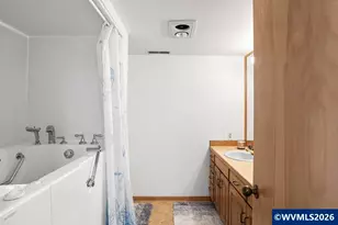 241 SW Ebb Ave, Lincoln City, OR 97367 - Photo 28