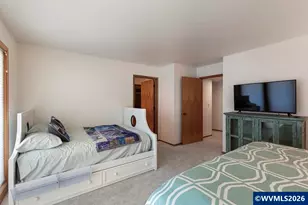 241 SW Ebb Ave, Lincoln City, OR 97367 - Photo 34