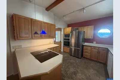 2120 Robins #1 Ln SE, Salem, OR 97306 - Photo 2