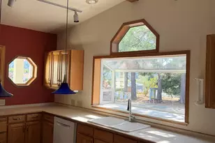 2120 Robins #1 Ln SE, Salem, OR 97306 - Photo 2