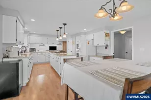 1737 Sunburst Terrace NW, Salem, OR 97304 - Photo 6