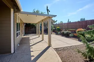 111 Breyonna Way, Silverton, OR 97381 - Photo 32