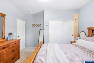 423 S 1st St, Silverton, OR 97381 - Photo 24