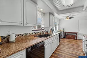 1368 Westwood Dr, Stayton, OR 97383 - Photo 12