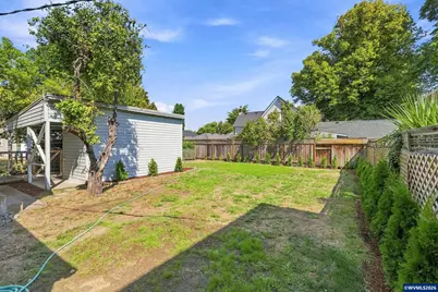 611 NW 11th St, Corvallis, OR 97330 - Photo 28