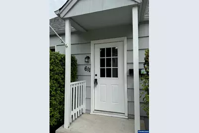 611 NW 11th St, Corvallis, OR 97330 - Photo 2