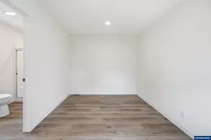 1103 N Springbrook Rd, Newberg, OR 97132 - Photo 20