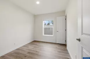 1103 N Springbrook Rd, Newberg, OR 97132 - Photo 24