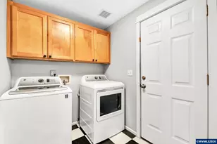 41 Sandalwood Lp, Creswell, OR 97426 - Photo 22