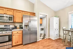 41 Sandalwood Lp, Creswell, OR 97426 - Photo 20