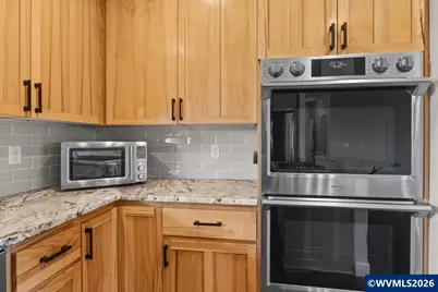 9864 Hoffman Rd, Monmouth, OR 97361 - Photo 12