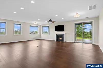 9864 Hoffman Rd, Monmouth, OR 97361 - Photo 6