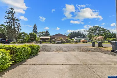 7530 6th St SE, Turner, OR 97392 - Photo 2
