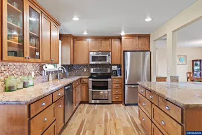 2920 Clover St NE, Albany, OR 97322 - Photo 2
