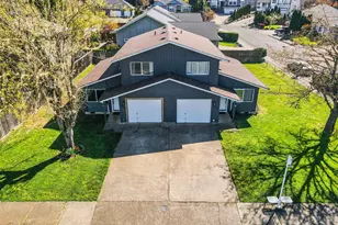 796 S R St, Cottage Grove, OR 97424 - Photo 2