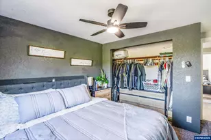 796 S R St St, Cottage Grove, OR 97424 - Photo 22