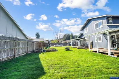 796 S R St St, Cottage Grove, OR 97424 - Photo 24