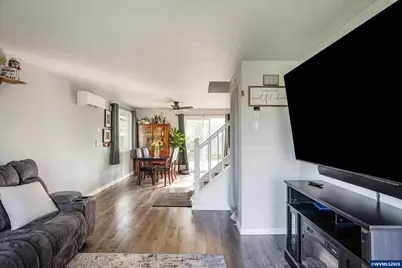 796 S R St St, Cottage Grove, OR 97424 - Photo 4