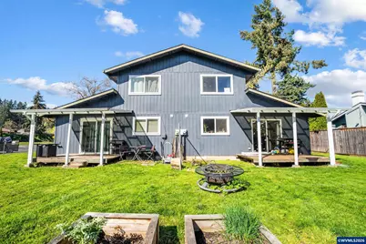 796 S R St, Cottage Grove, OR 97424 - Photo 26