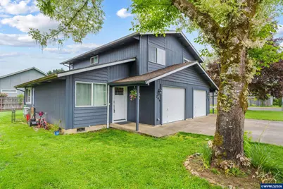 796 S R St, Cottage Grove, OR 97424 - Photo 32