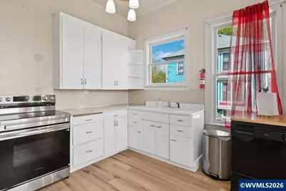725 6th Av SW, Albany, OR 97321 - Photo 12