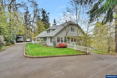 245 Edgewood Dr, Silverton, OR 97381 - Photo 4