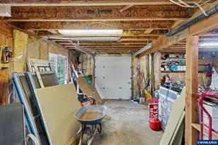 245 Edgewood Dr, Silverton, OR 97381 - Photo 44