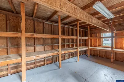 220 SW 29th St, Newport, OR 97365 - Photo 28
