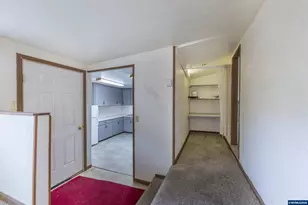220 SW 29th St, Newport, OR 97365 - Photo 8