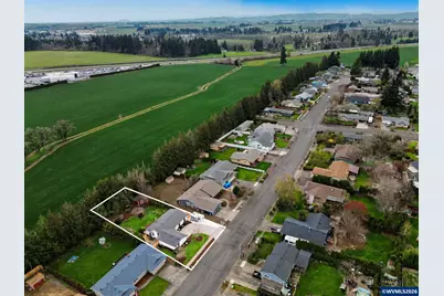 312 SW 9th St, Sublimity, OR 97385 - Photo 4