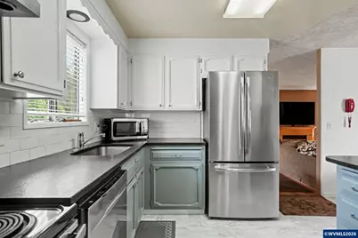 312 SW 9th St, Sublimity, OR 97385 - Photo 16