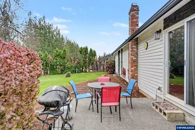 312 SW 9th St, Sublimity, OR 97385 - Photo 40