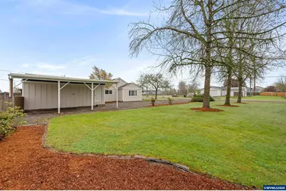 895 Burton St, Harrisburg, OR 97446 - Photo 36