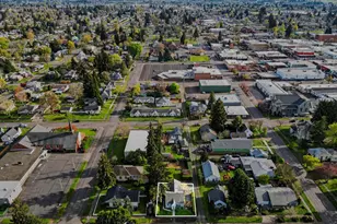 170 E Rose St, Lebanon, OR 97355 - Photo 4