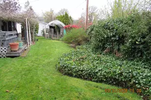 854 SW Swift Ave, Mill City, OR 97360 - Photo 10