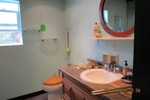 854 SW Swift Ave, Mill City, OR 97360 - Photo 34